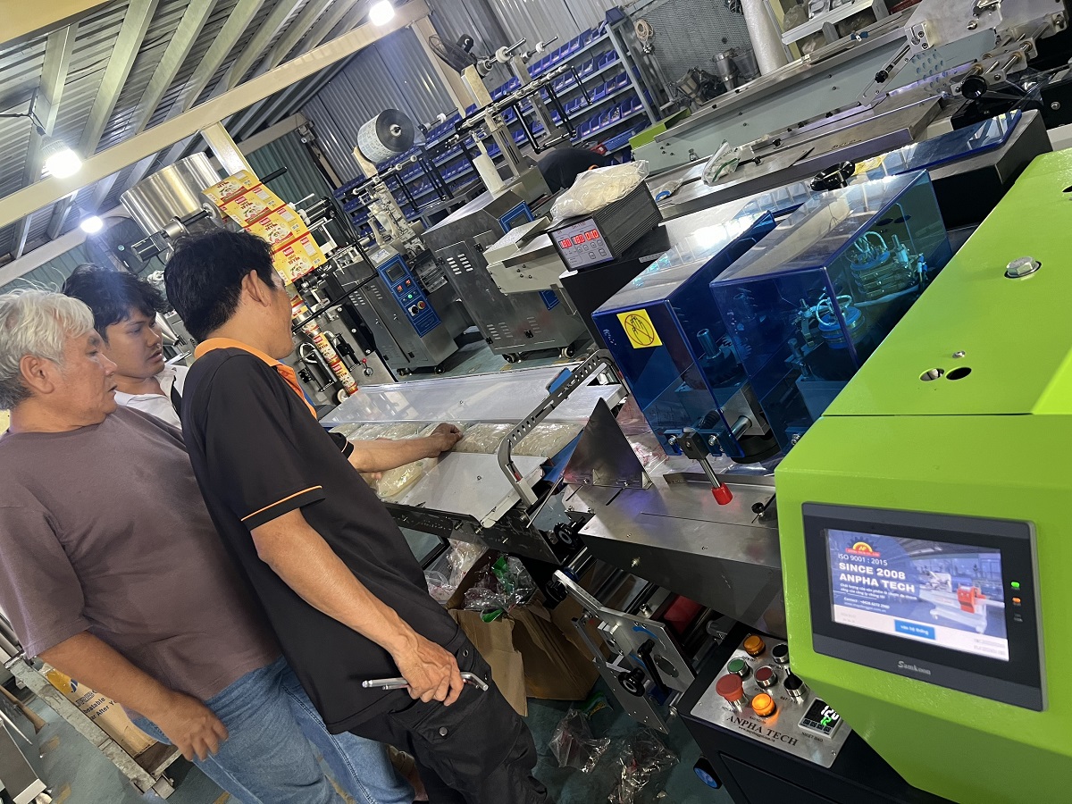 xưởng sản xuất máy đóng gói